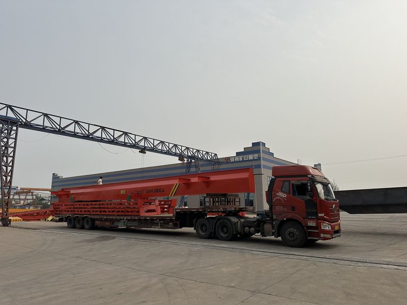 電動葫蘆門式起重機25噸，發(fā)往四川成都