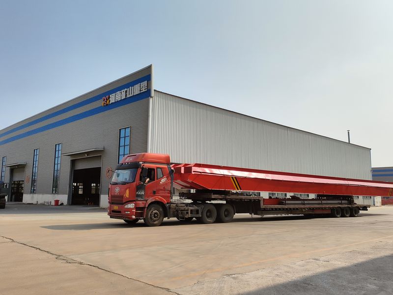 4臺電動單梁起重機，LD10t-26.53m，發(fā)往浙江交付客戶使用。