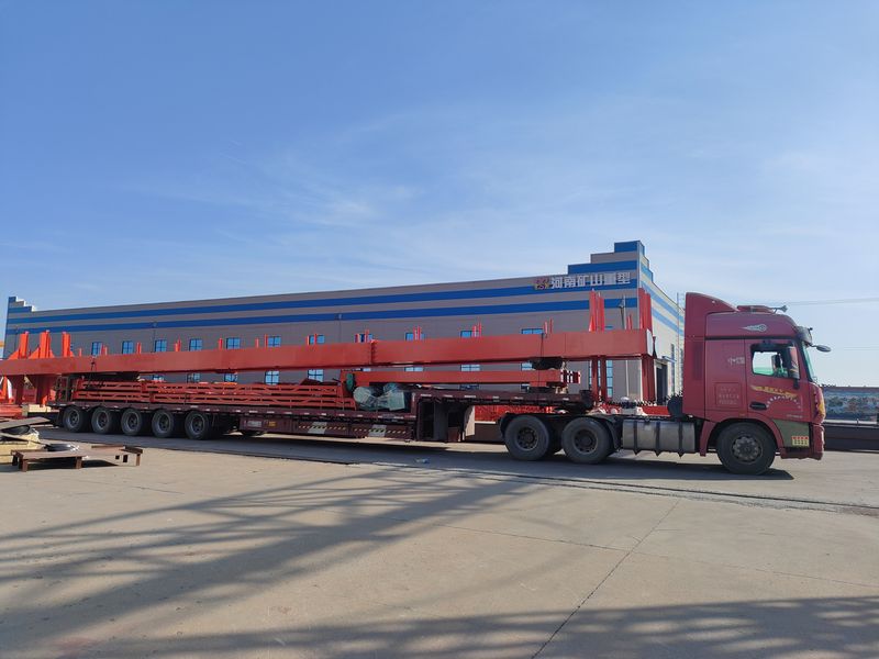 電動葫蘆門式起重機  2臺 MHxh10t—24m 制作完成，發(fā)往湖北交付客戶使用