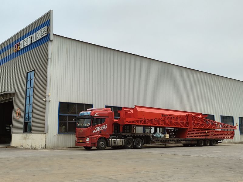 電動葫蘆門式起重機(jī) 2臺 MHxh10t—27m 制作完成，發(fā)往甘肅蘭州交付客戶使用