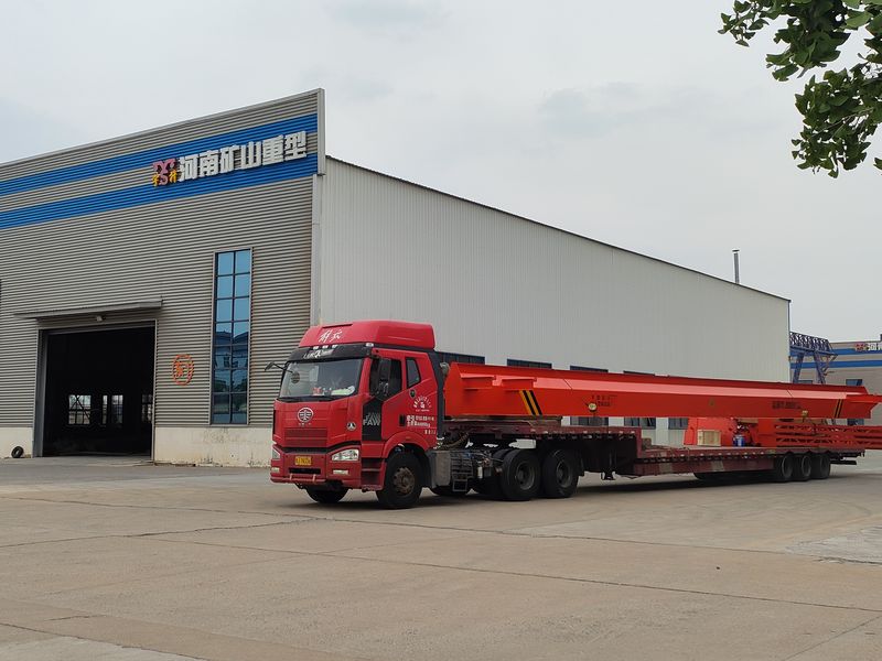 電動葫蘆門式起重機(jī) MHxh10t—20m 制作完成，發(fā)往新疆交付客戶使用。